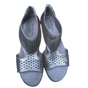 Kim Rogers Fanyah Sandals Womens 10M Golden Ultra‎ Comfort